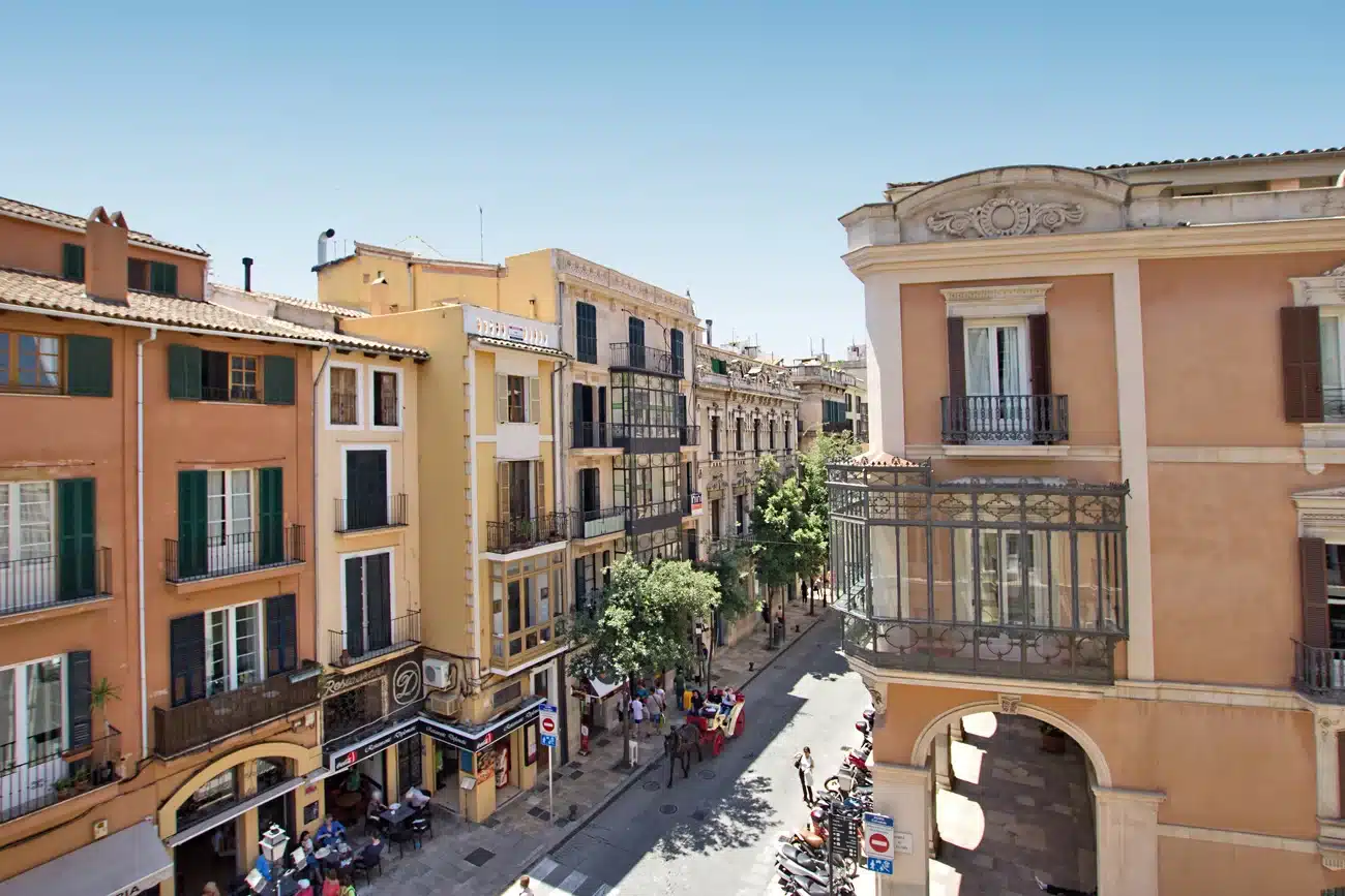Vivienda corporativa: una solución innovadora en zonas tensionadas como Mallorca