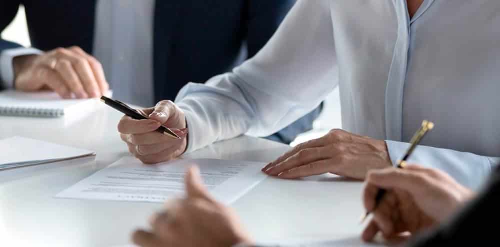 Plan de sucesión inmobiliaria 2026: donación, herencia o holding patrimonial (cuándo conviene cada vía)