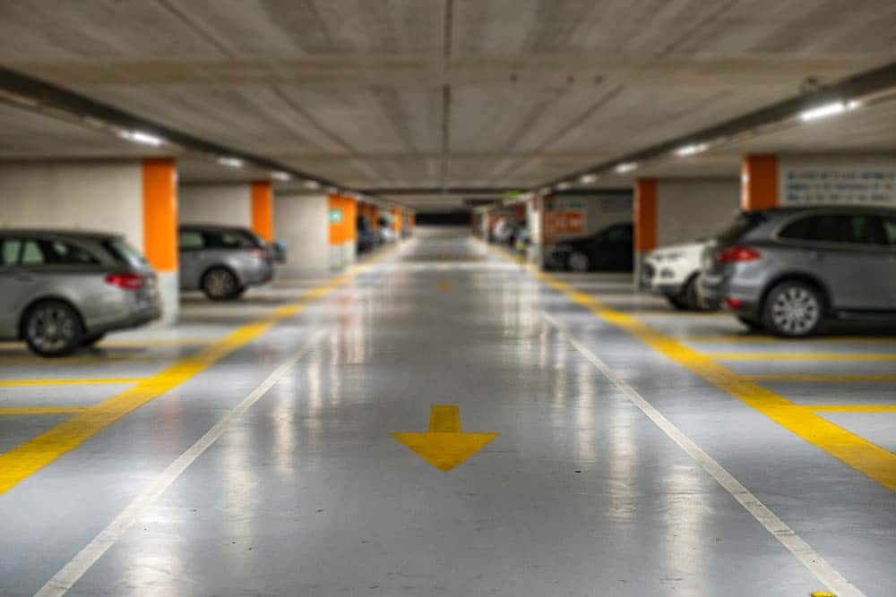 Plaza de parking como activo: cuándo compra suelta rinde más que 1 m² de vivienda en Palma